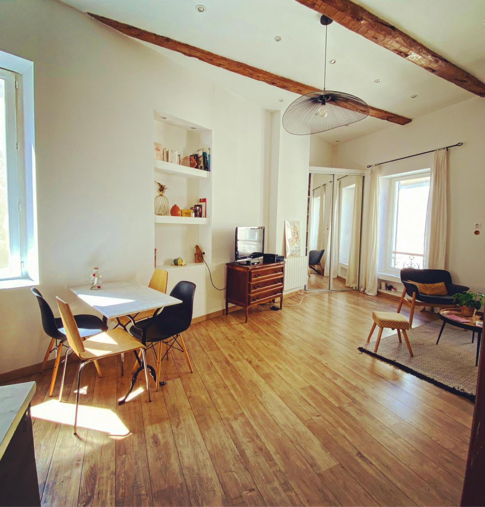 Vaste Et Charmant Loft Climatise Au Coeur De Marseille Exterior photo